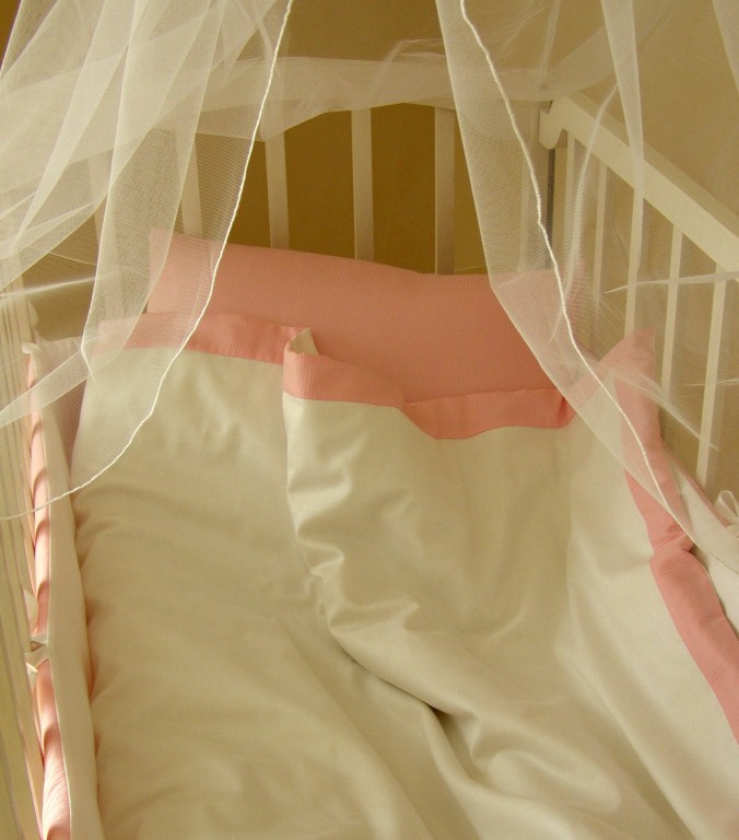 Capri (Girl) – patalynės kompl. (5 dalių) 120×60 cm. Capri (Girl) – patalynės kompl. (5 dalių) 120×60 cm.