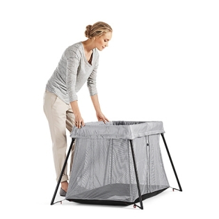 Kelioninė lovytė BabyBjorn Silver