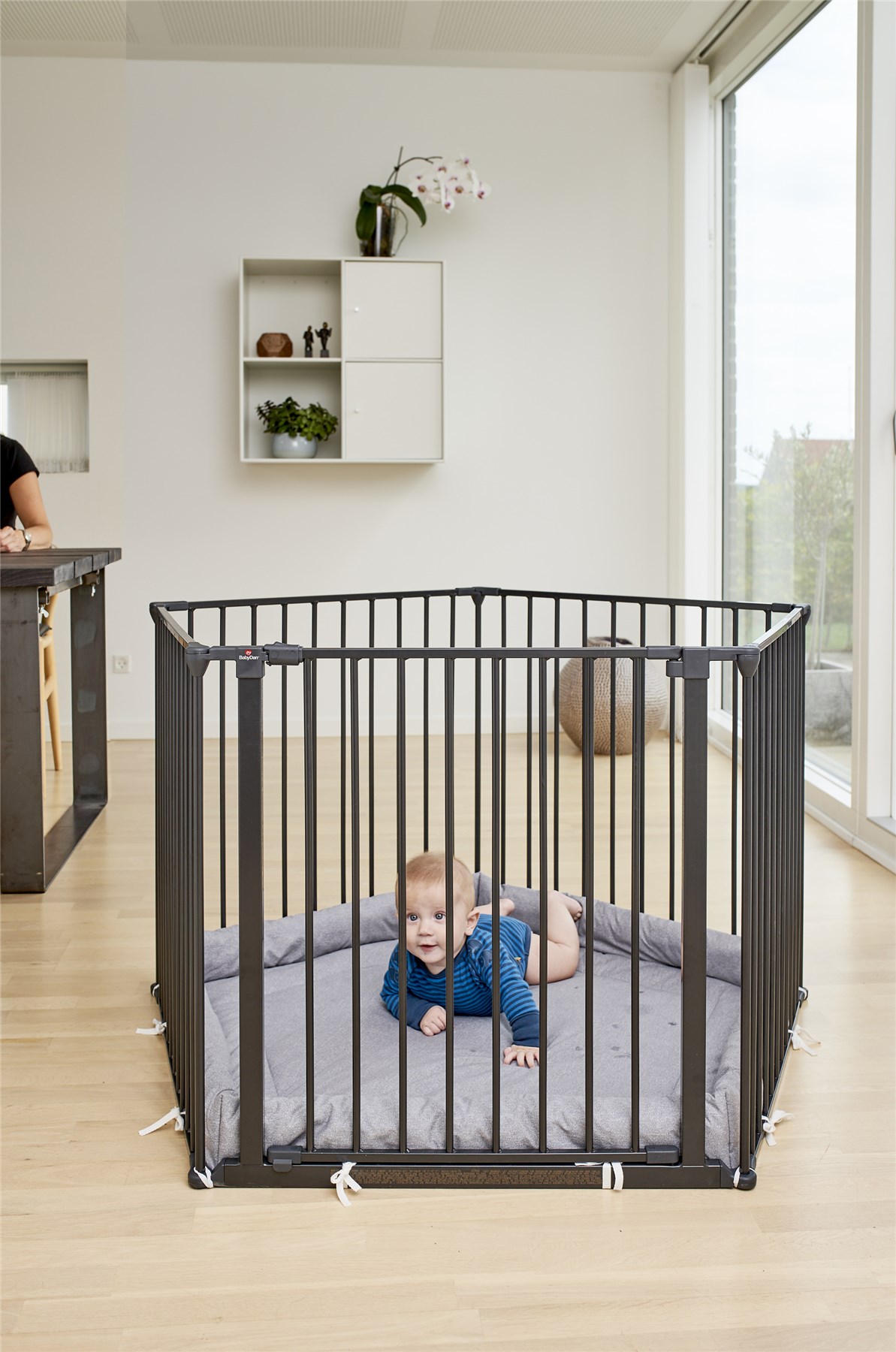 Metalinis maniežas BabyDan SUPREME PENTAGON BABYDEN CHARCOAL Metalinis maniežas BabyDan SUPREME PENTAGON BABYDEN CHARCOAL