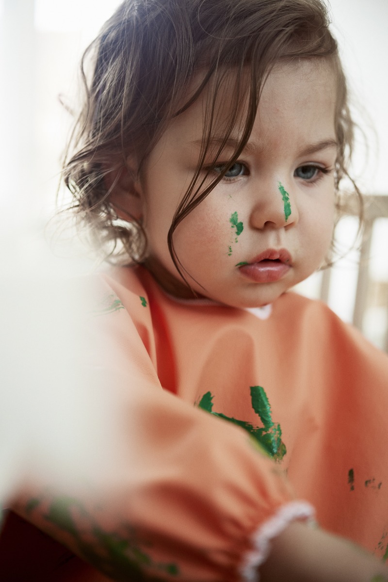 Seilinukas ilgomis rankovėmis BabyBjorn ORANGE Seilinukas ilgomis rankovėmis BabyBjorn ORANGE