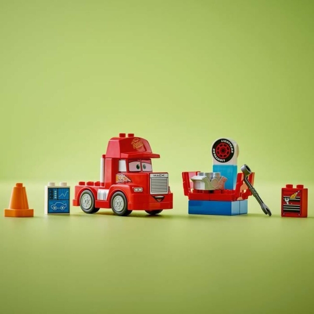 Statybos rinkinys Lego DUPLO 10417 Disney and Pixar Cars Mack Race Spalvotas